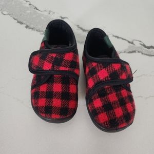 Toddler size 7 slippers plaid